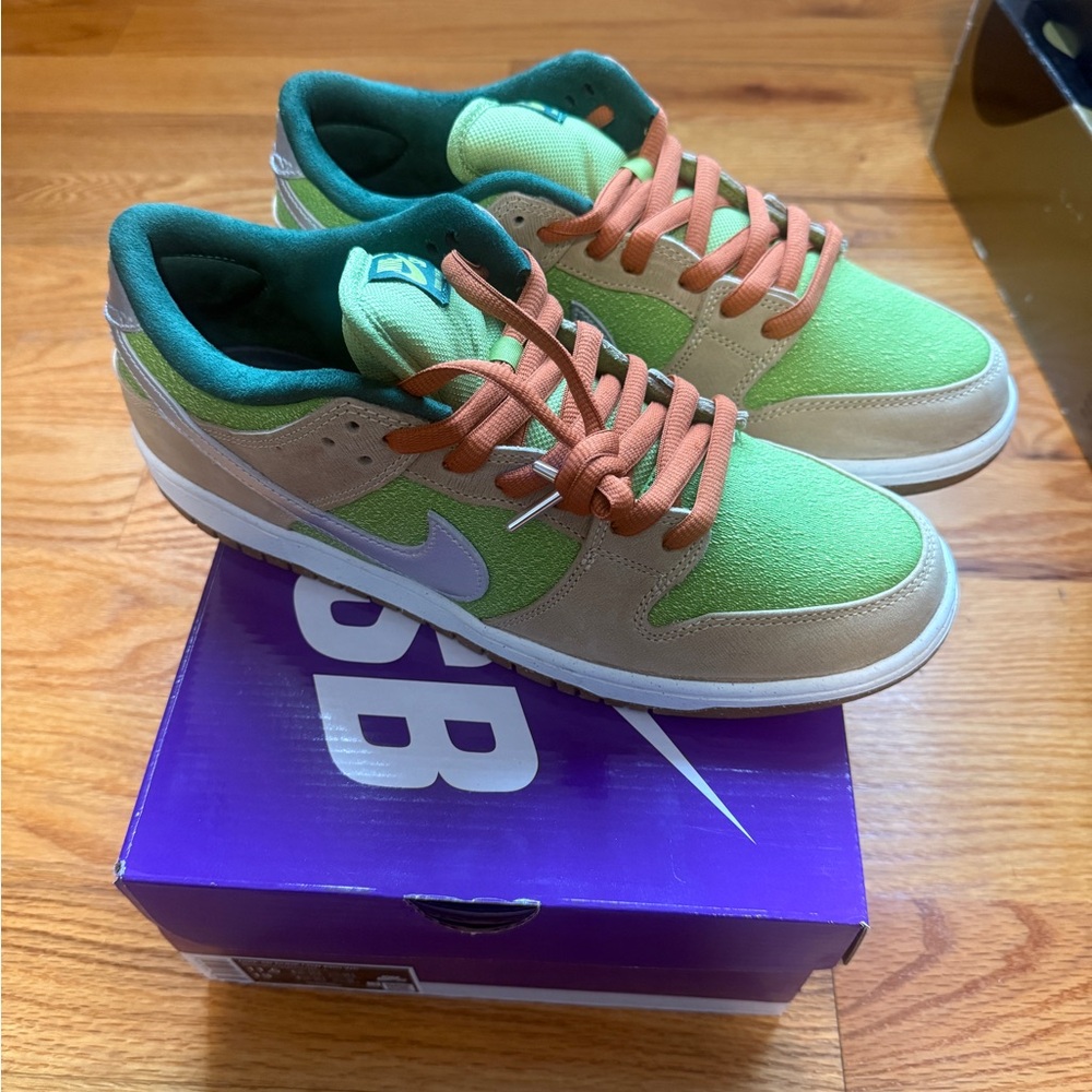 Nike SB Dunk Escargot